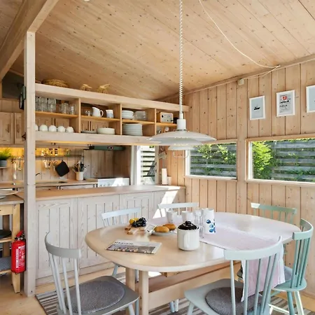 Sjard - 700m From The Sea By Interhome Feriehus